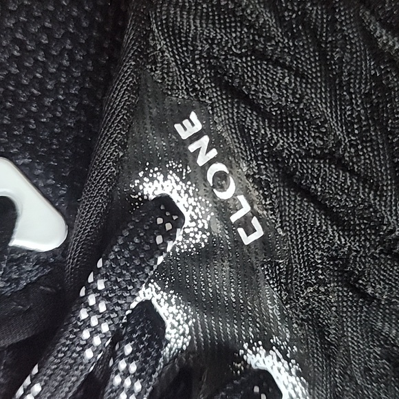 Under Armour Women's Clone Football Cleats - Picture 8 of 9